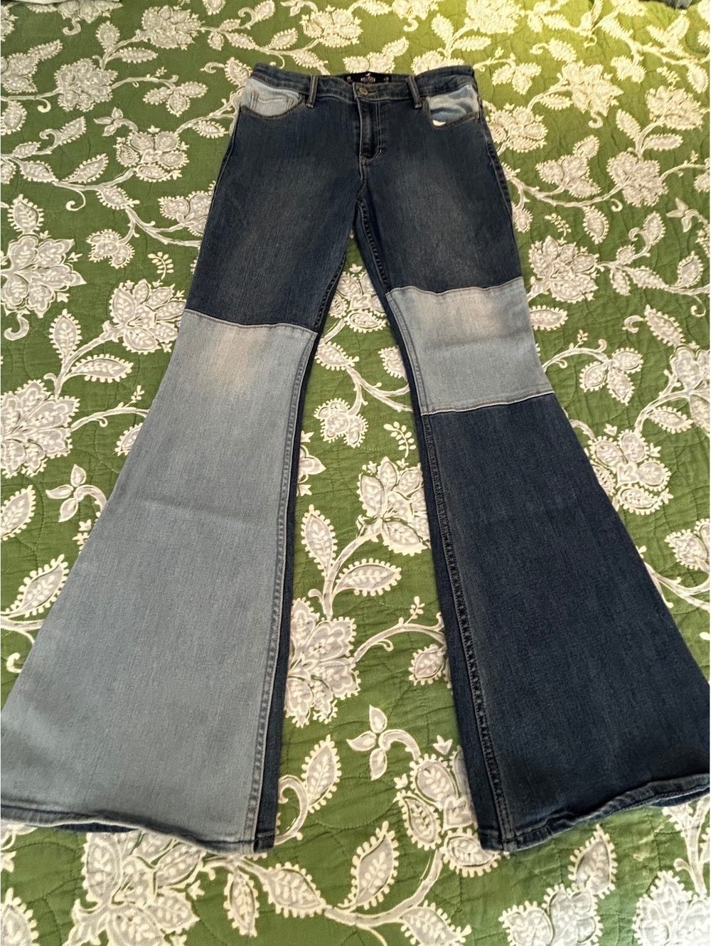 Hollister High-Rise Vintage Patchwork Flare Jeans Size 9R